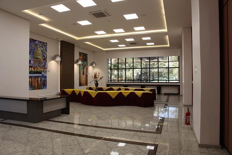 Mogano Premium Hotel - Eletroposto Chapeco Exterior photo