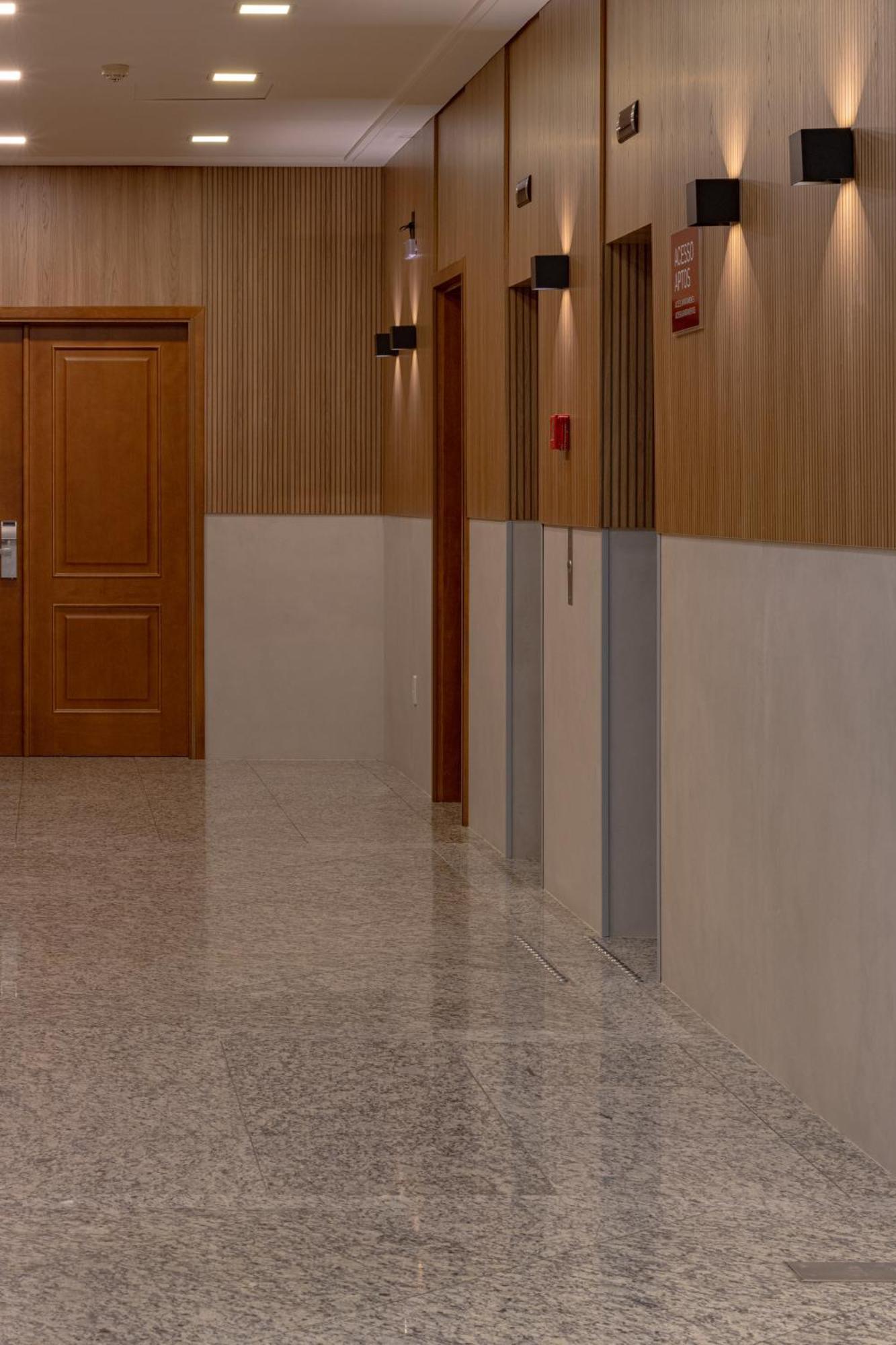 Mogano Premium Hotel - Eletroposto Chapeco Exterior photo