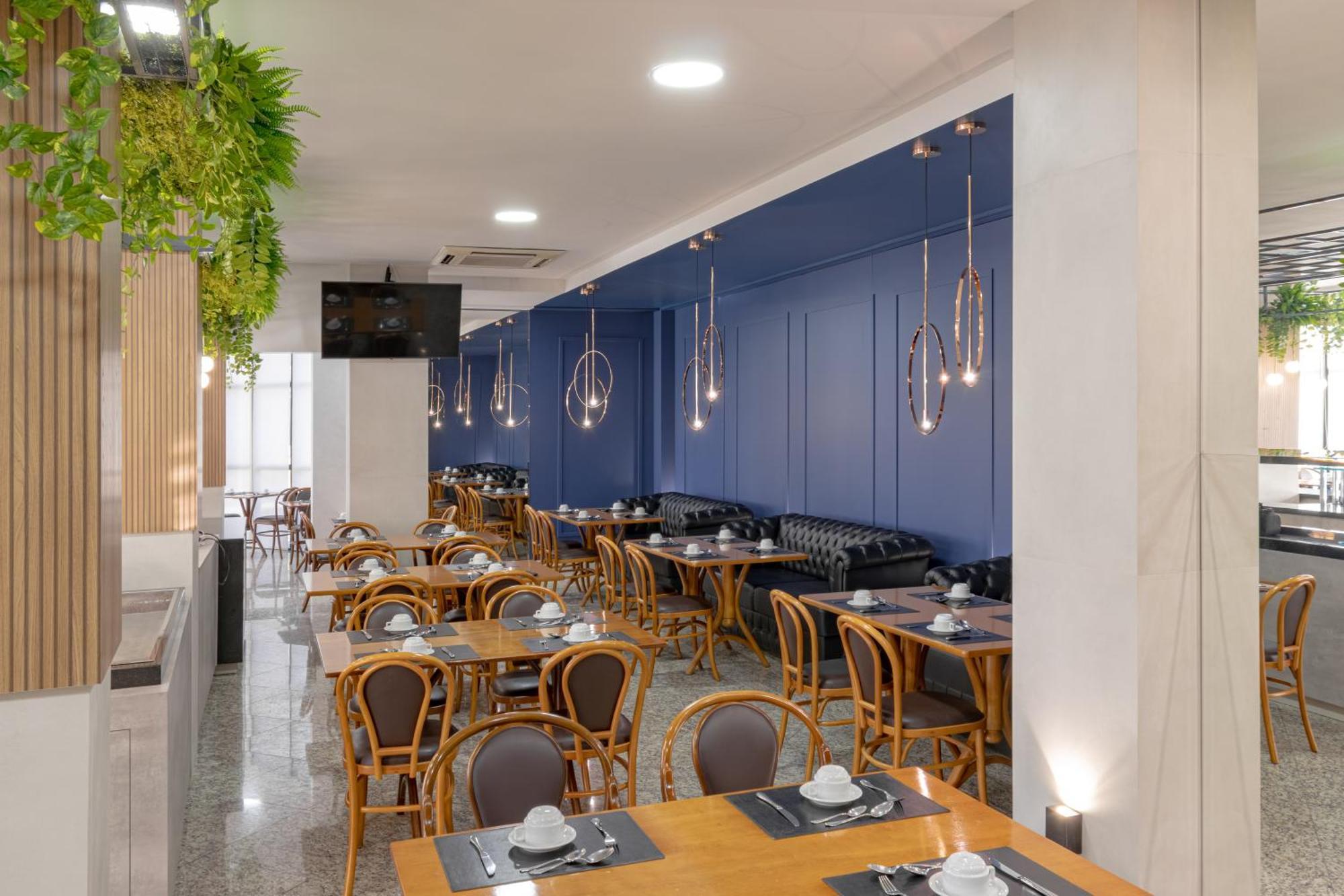 Mogano Premium Hotel - Eletroposto Chapeco Exterior photo