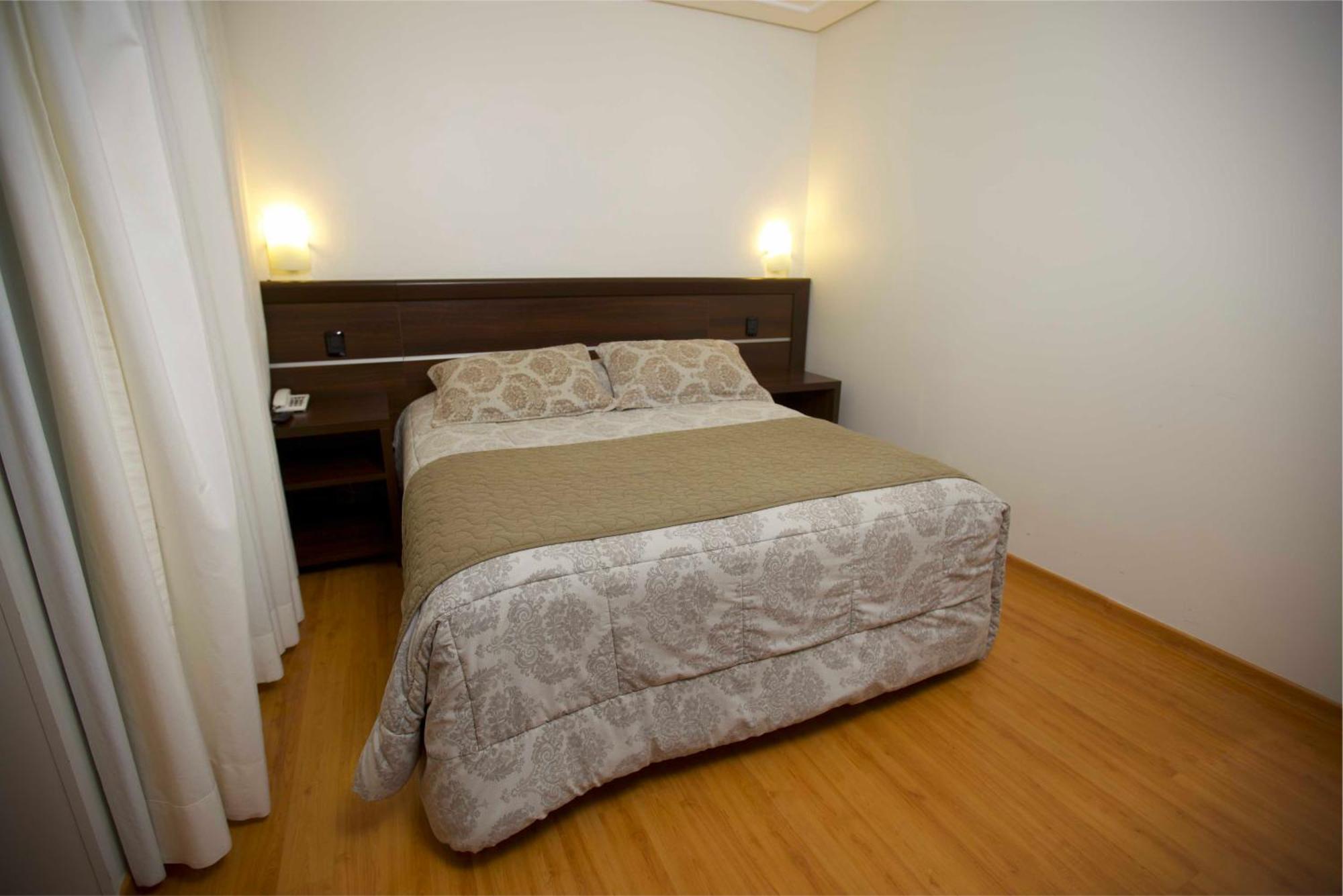 Mogano Premium Hotel - Eletroposto Chapeco Exterior photo